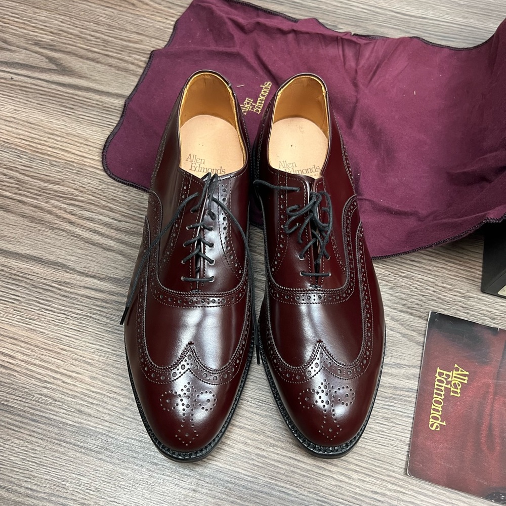 NEW Allen Edmonds Chester Burgundy Wingtip Oxfords 11.5 D - Picture 2 of 11